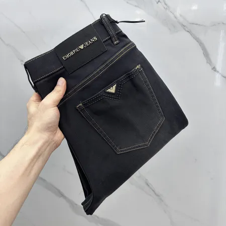 アルマーニ ジーンズ