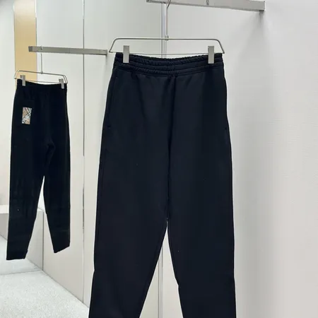 バーバリー ス カジュアルパンツ