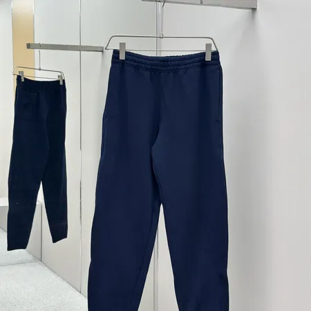 バーバリー ス カジュアルパンツ