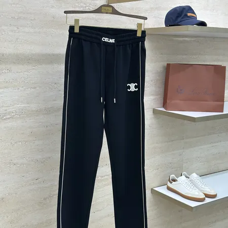 セリーヌ カジュアルパンツ