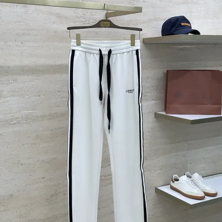 ジバンシィ カジュアルパンツ