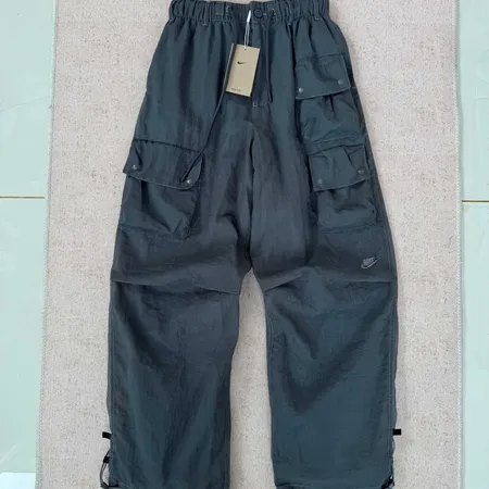 ナイキ カジュアルパンツ