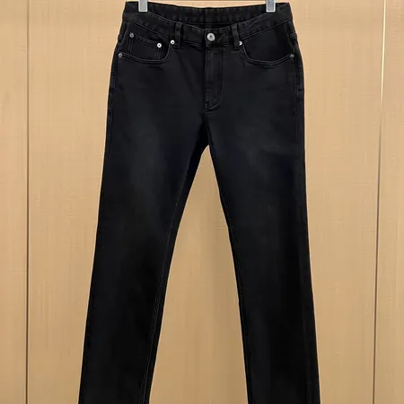 フェラガモ ジーンズ