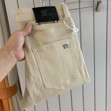 バーバリー ス ジーンズ