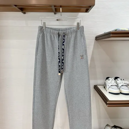 ルイヴィトン カジュアルパンツ