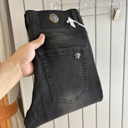 ヴェルサーチ ジーンズ