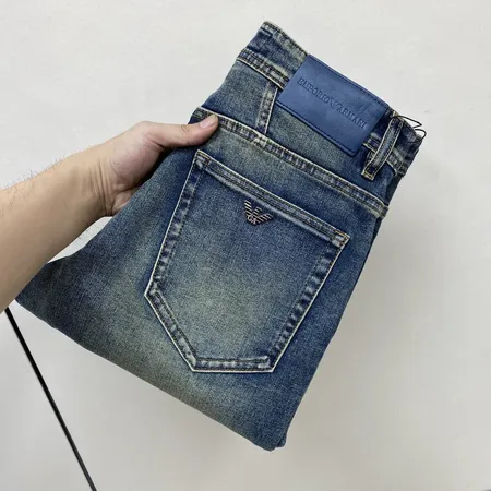 アルマーニ ジーンズ