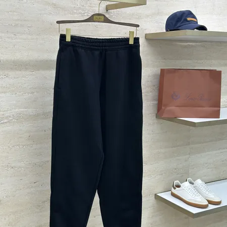 バーバリー ス カジュアルパンツ