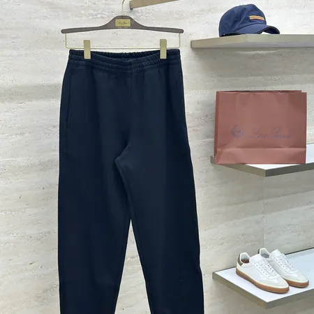 バーバリー ス カジュアルパンツ