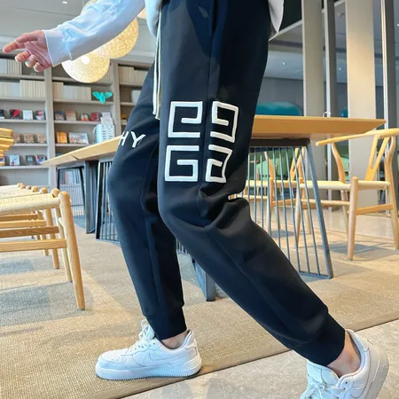 ジバンシィ カジュアルパンツ