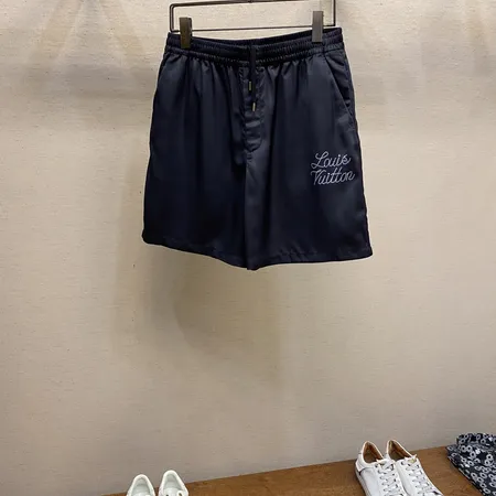 ルイヴィトン ショートパンツ