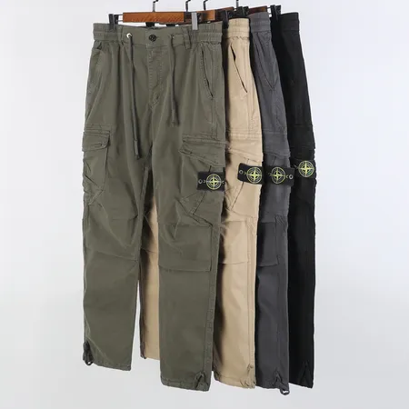 フェラガモ カジュアルパンツ