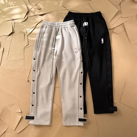 ナイキ カジュアルパンツ