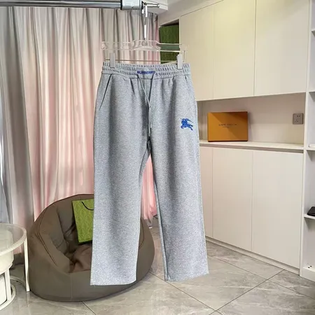 バーバリー ス カジュアルパンツ