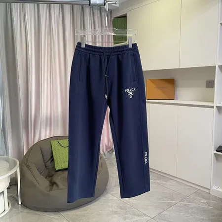 プラダ カジュアルパンツ