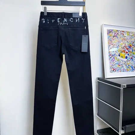 ジバンシィ ジーンズ