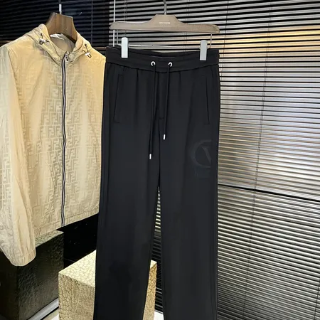 ヴァレンティノ カジュアルパンツ