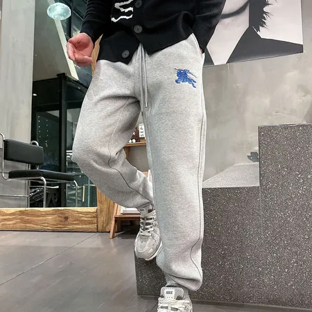 バーバリー ス カジュアルパンツ