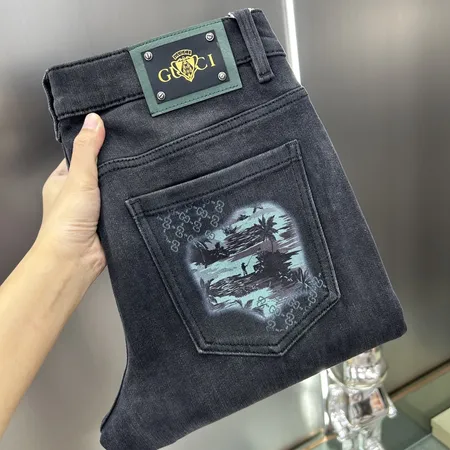 グッチ ジーンズ