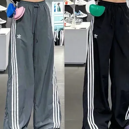 アディダス カジュアルパンツ