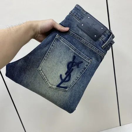 ジバンシィ ジーンズ