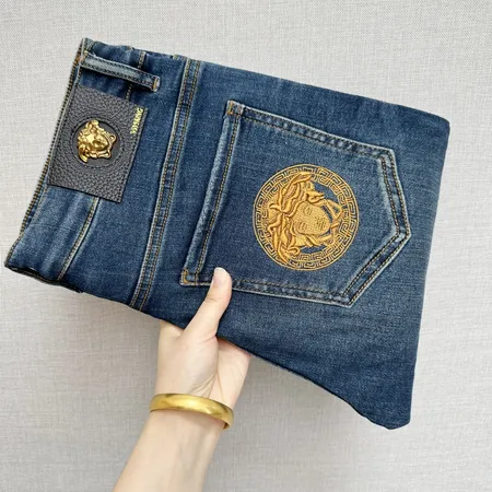 ヴェルサーチ ジーンズ