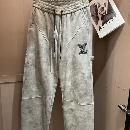 ルイヴィトン カジュアルパンツ