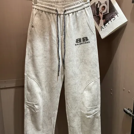 バレンシアガ カジュアルパンツ