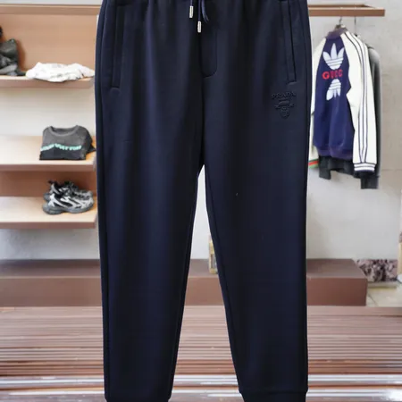 プラダ カジュアルパンツ