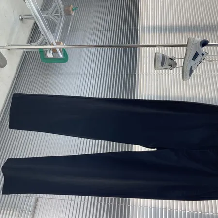 フェンディ カジュアルパンツ