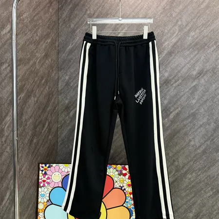 ルイヴィトン カジュアルパンツ