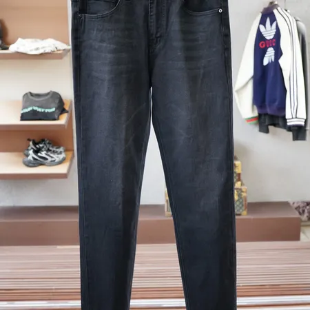 バーバリー ス ジーンズ