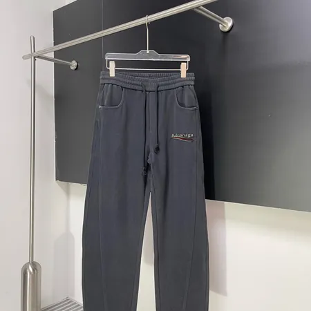 バレンシアガ カジュアルパンツ