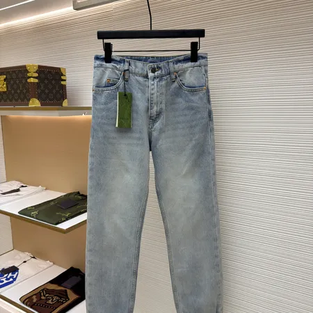 グッチ ジーンズ