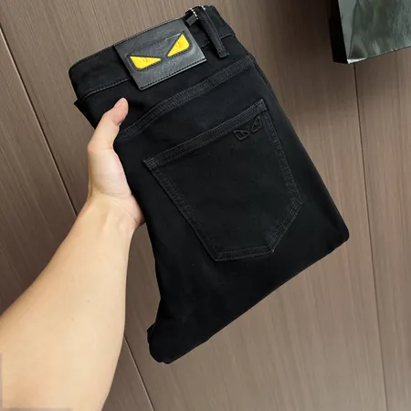 フェンディ ジーンズ