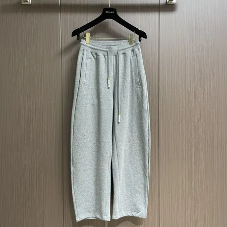 ルイヴィトン カジュアルパンツ