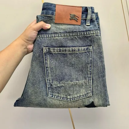 バーバリー ス ジーンズ