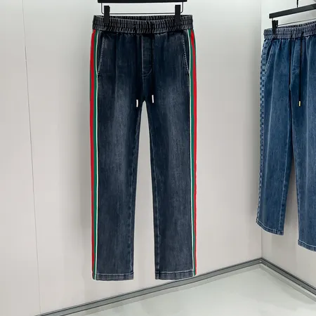 グッチ ジーンズ