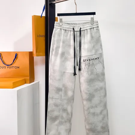 バレンシアガ カジュアルパンツ