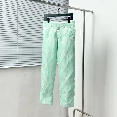 バレンシアガ カジュアルパンツ