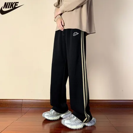 ナイキ カジュアルパンツ