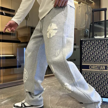 クロムハーツ カジュアルパンツ