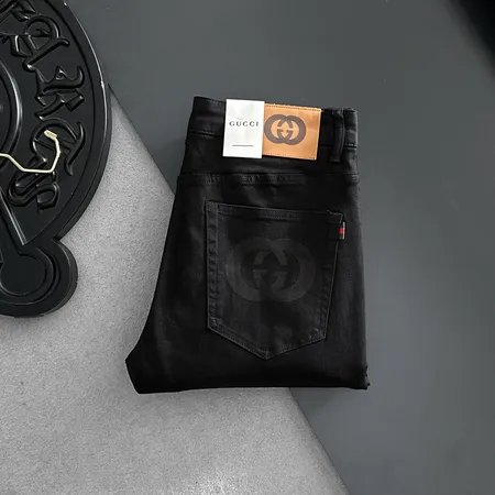 グッチ ジーンズ