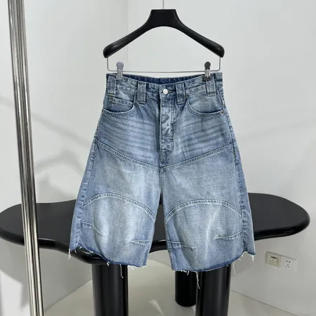 バレンシアガ ショートパンツ