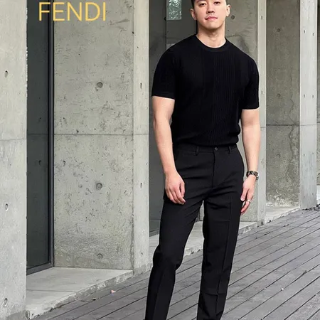 フェンディ カジュアルパンツ