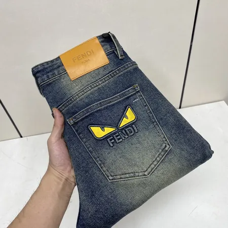 フェンディ ジーンズ