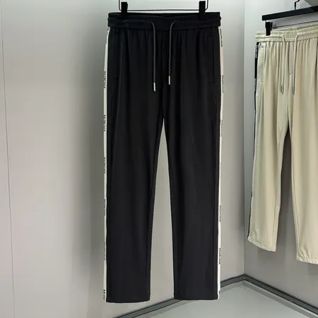 バレンシアガ カジュアルパンツ