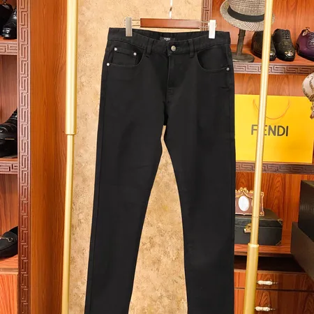 フェンディ ジーンズ