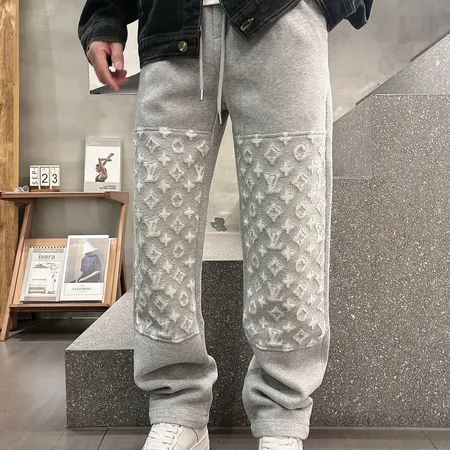 ルイヴィトン カジュアルパンツ