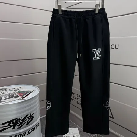 ルイヴィトン カジュアルパンツ